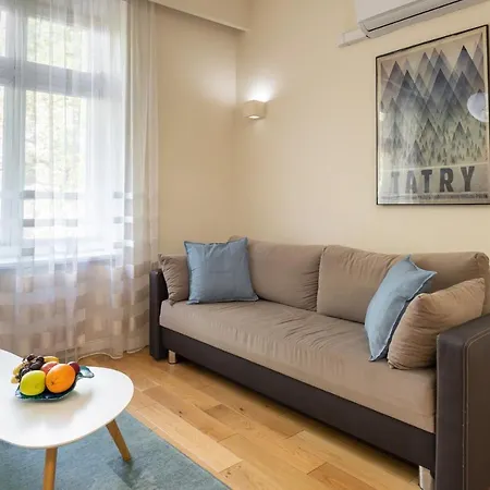Królewska Apartments-2